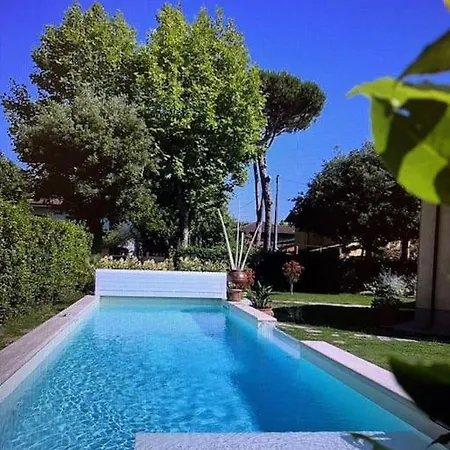 Villa Hermitage A Forte dei Marmi